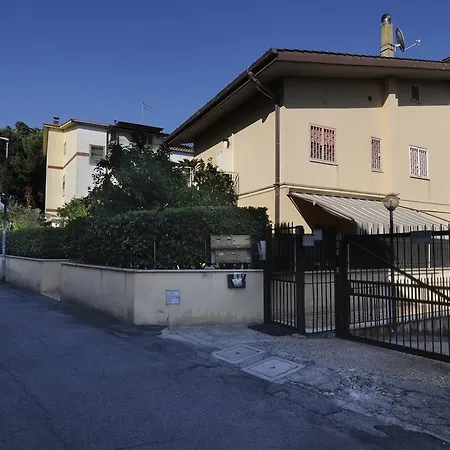 Gemelli Terrace Apartment