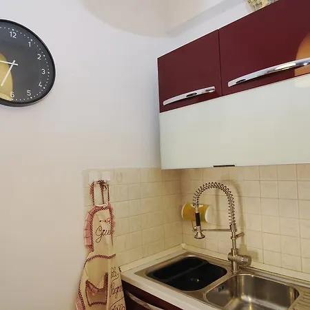 Gemelli Terrace Apartment *